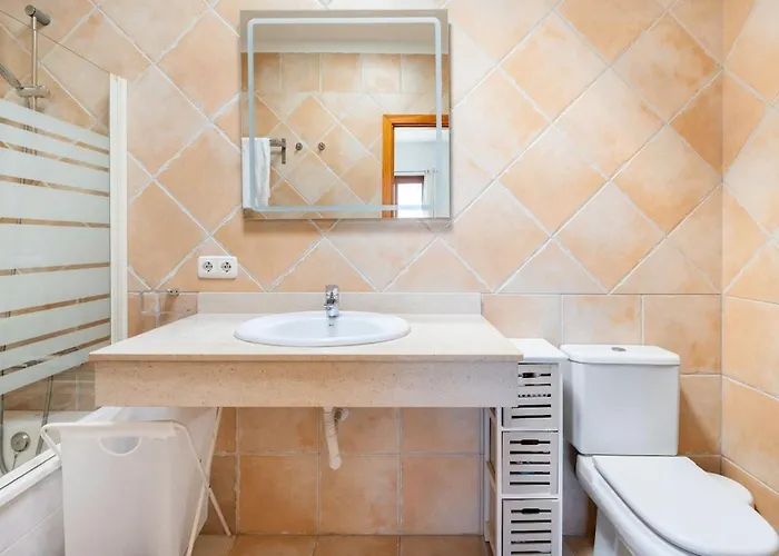 Vila 3 Bedroom With Pool And Jacuzzi Playa Blanca (Lanzarote)