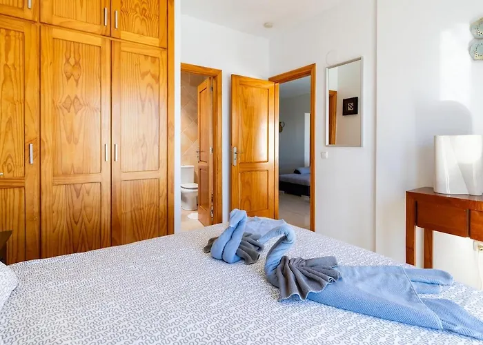 Vila 3 Bedroom With Pool And Jacuzzi *