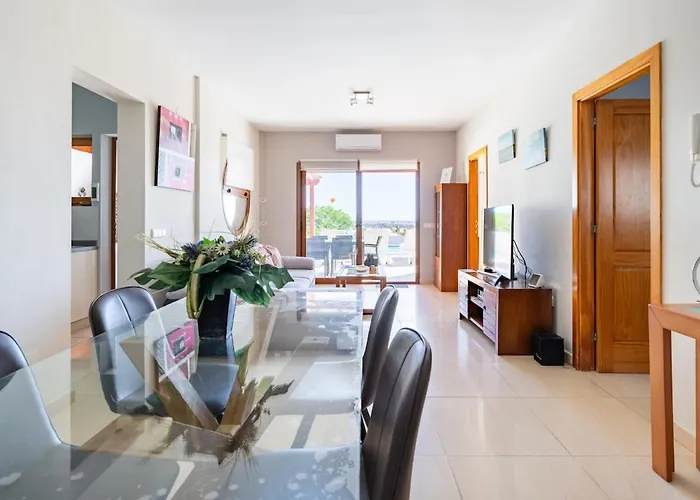 Vila 3 Bedroom With Pool And Jacuzzi *