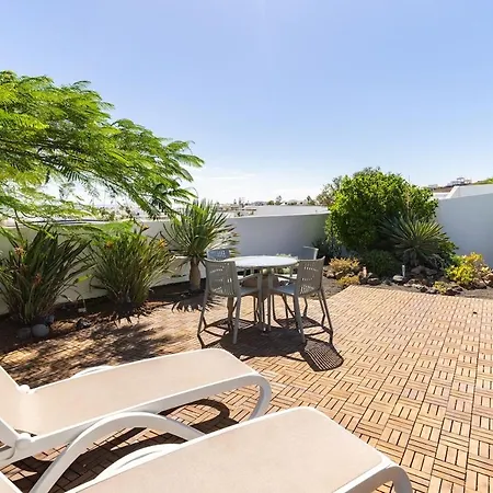3 Bedroom With Pool And Jacuzzi Vila